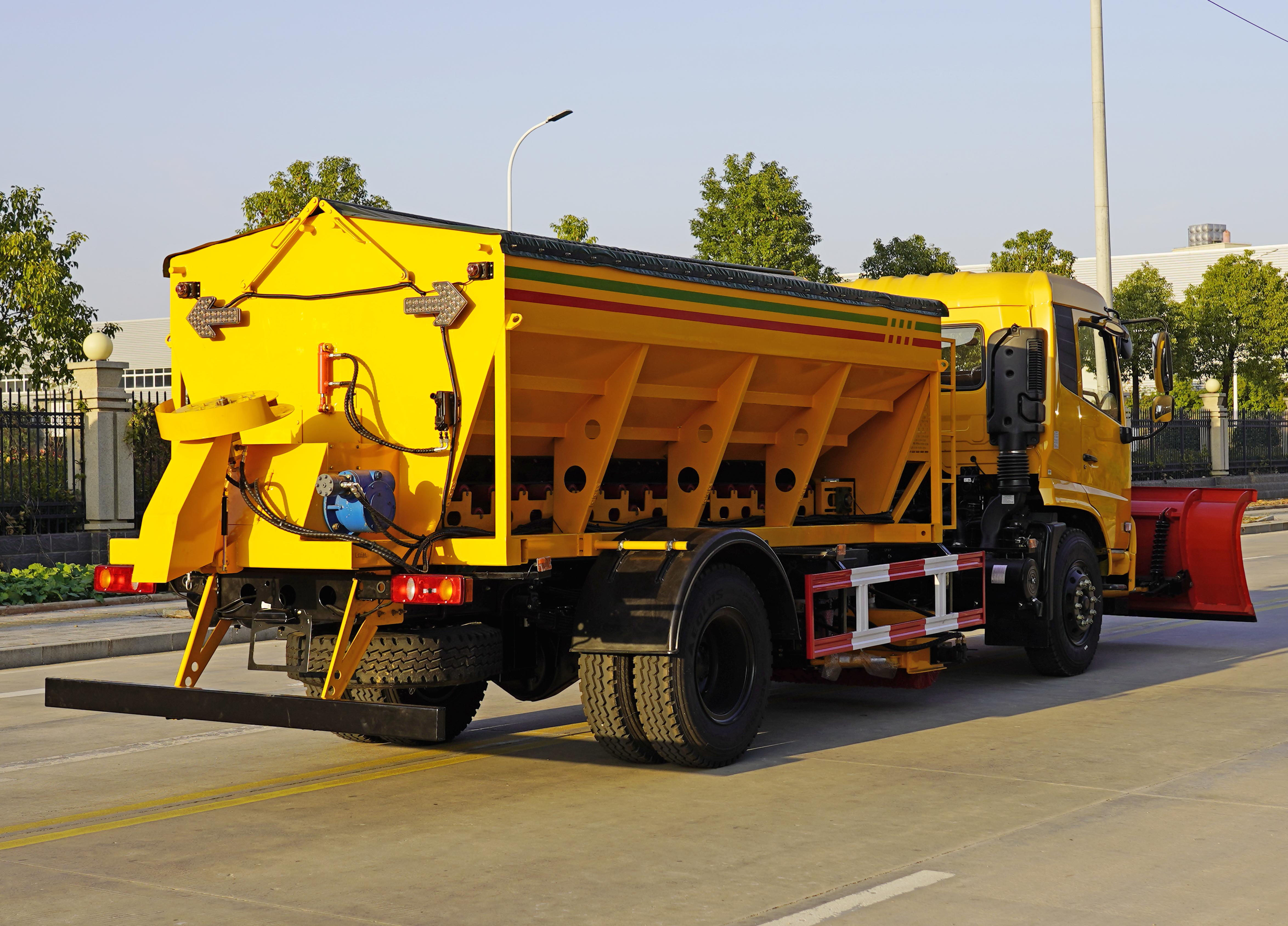 東風天錦多功能除雪車融雪車圖片4