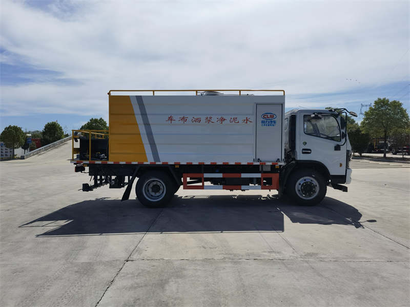 東風(fēng)大多利卡水泥凈漿灑布車圖片3